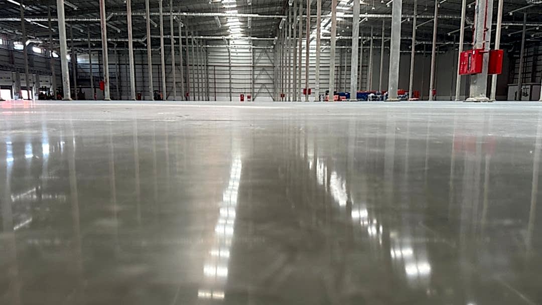 Endüstriyel Zemin Kaplamaları Nedir? Türleri, Kullanım Alanları ve Seçim Rehberi